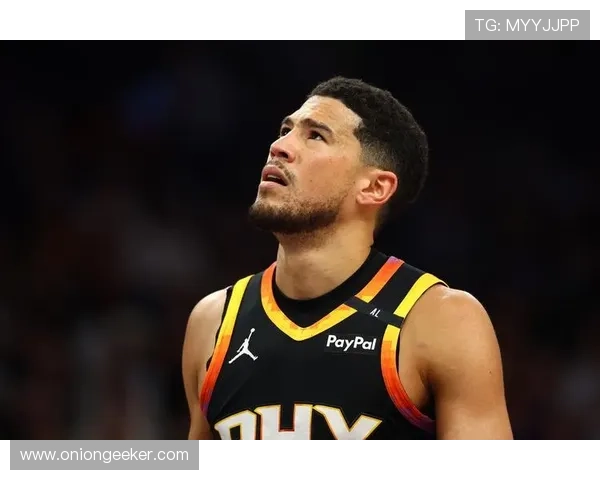 太阳队史首次双星闪耀布克与狄龙均30得分却不到30分钟上场时间